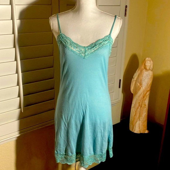 Vol.1 Other - 🩵🤍Vol.1 Lt Aqua Blue Stretchy Cotton Spandex Long Tank W/Lace & Sequins Sz XL